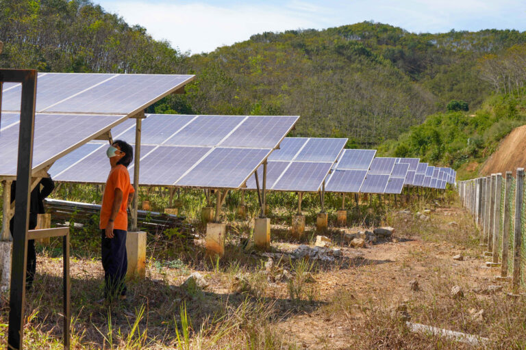 Renewable Energy is Rebuilding Economies in Crisis-Affected Areas